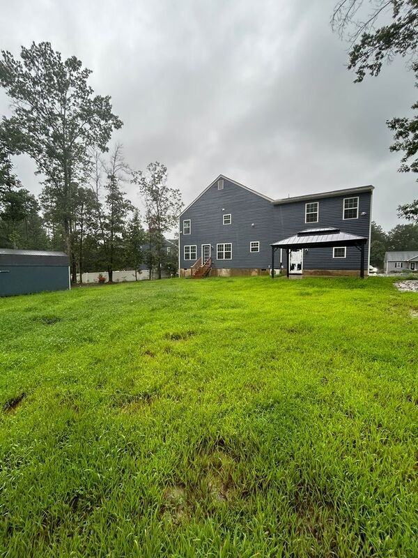 8535 Crestwicke Ln - Photo 3 of 35