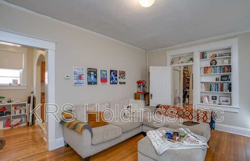 726 W Princess Anne Rd #1 - Photo 7 of 23