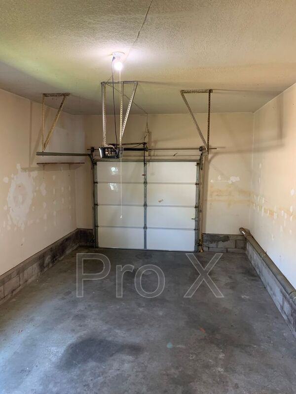 2234 Arizona Ave - Photo 2 of 14