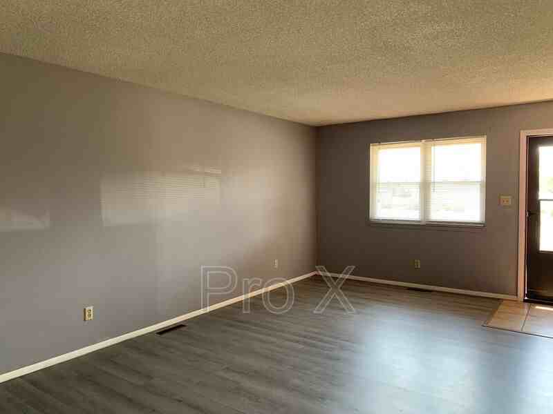 3833 College View Dr - Photo 3 of 18