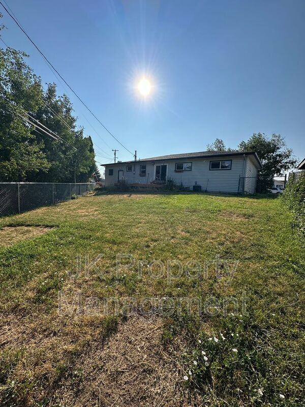 710 48th St S - Photo 5 of 35