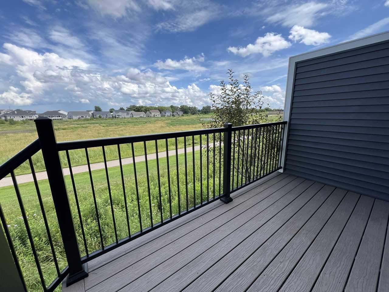 5521 Prairie Place Dr - Photo 2 of 35