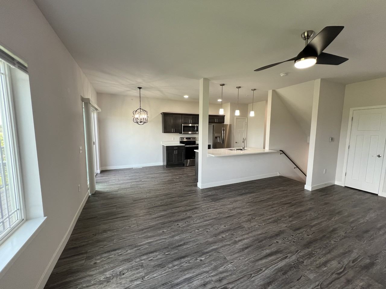 5521 Prairie Place Dr - Photo 6 of 35