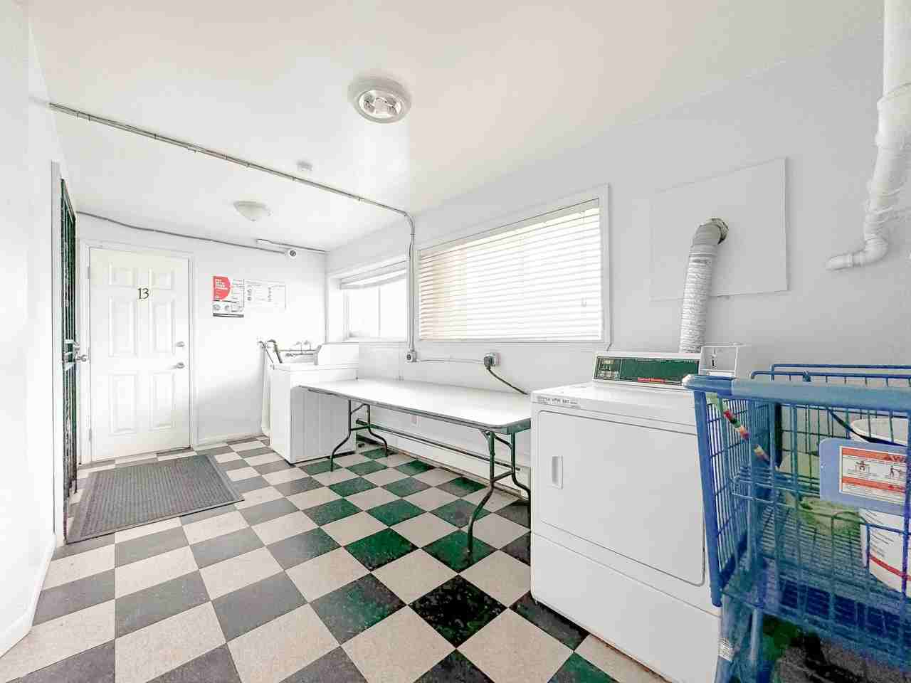 410 Lippincott Blvd - Photo 4 of 9