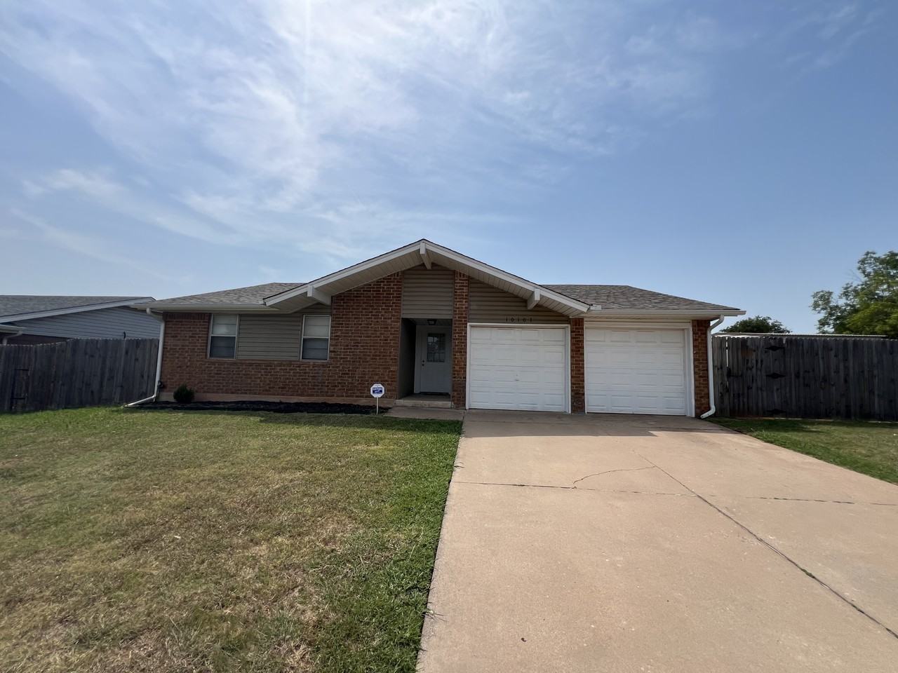 10101 S Klein Ave - Photo 2 of 15