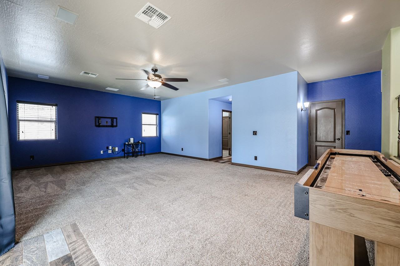 1878 S 173rd Dr - Photo 3 of 34