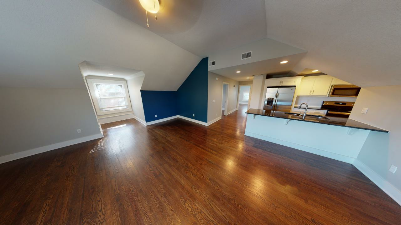 3726 Washington | Charming Updated Apartment - Photo 2 of 49