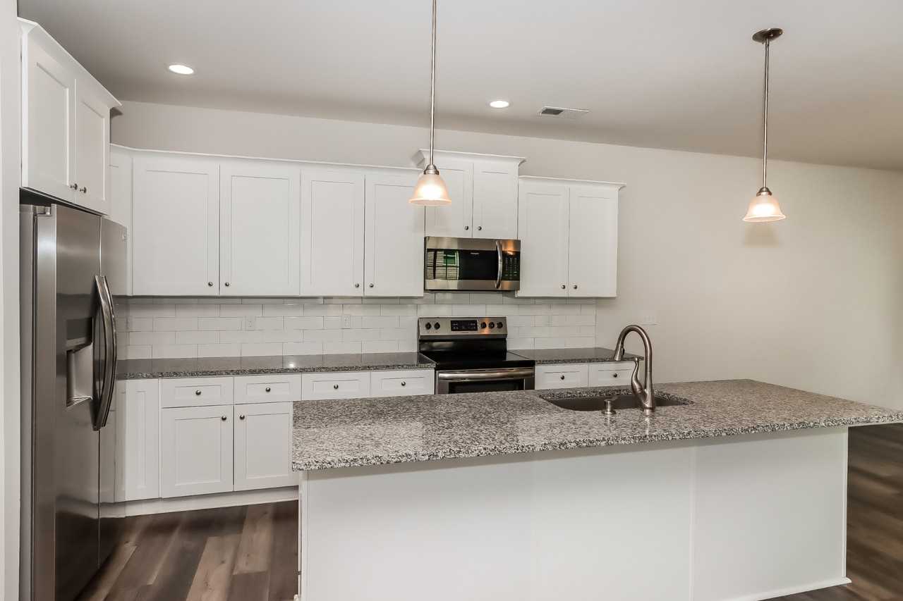 2529 2529 Oakdale Rd - Photo 7 of 16