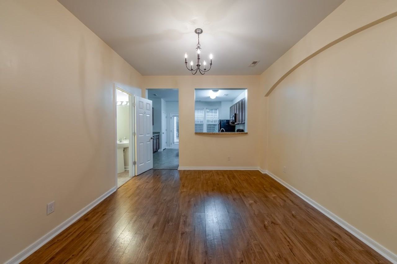 3217 Francis Ct - Photo 3 of 14