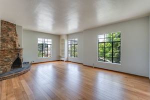 featured image of 2338 Channing Way #01