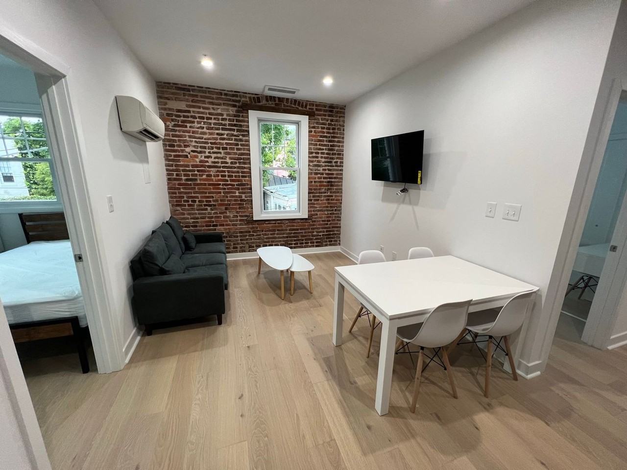 GEORGETOWN FLATS - Photo 6 of 10