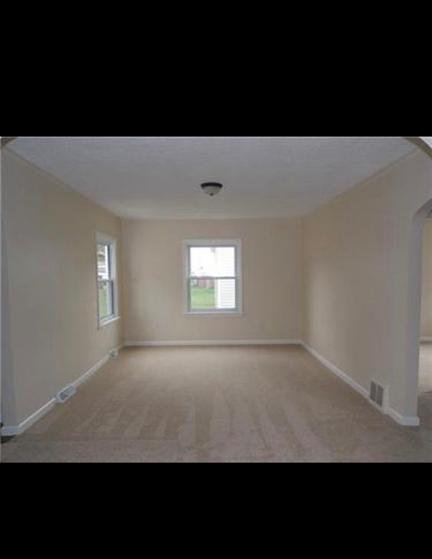 1220 Linden St - Photo 7 of 14