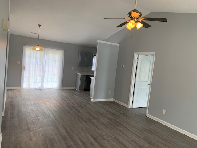 1620 Granite St - Photo 4 of 19