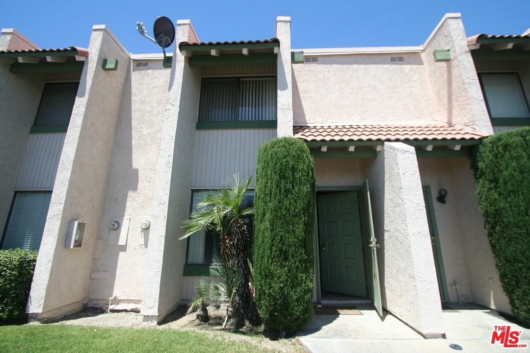 53 Lakeview Cir #53 - Photo 3 of 36