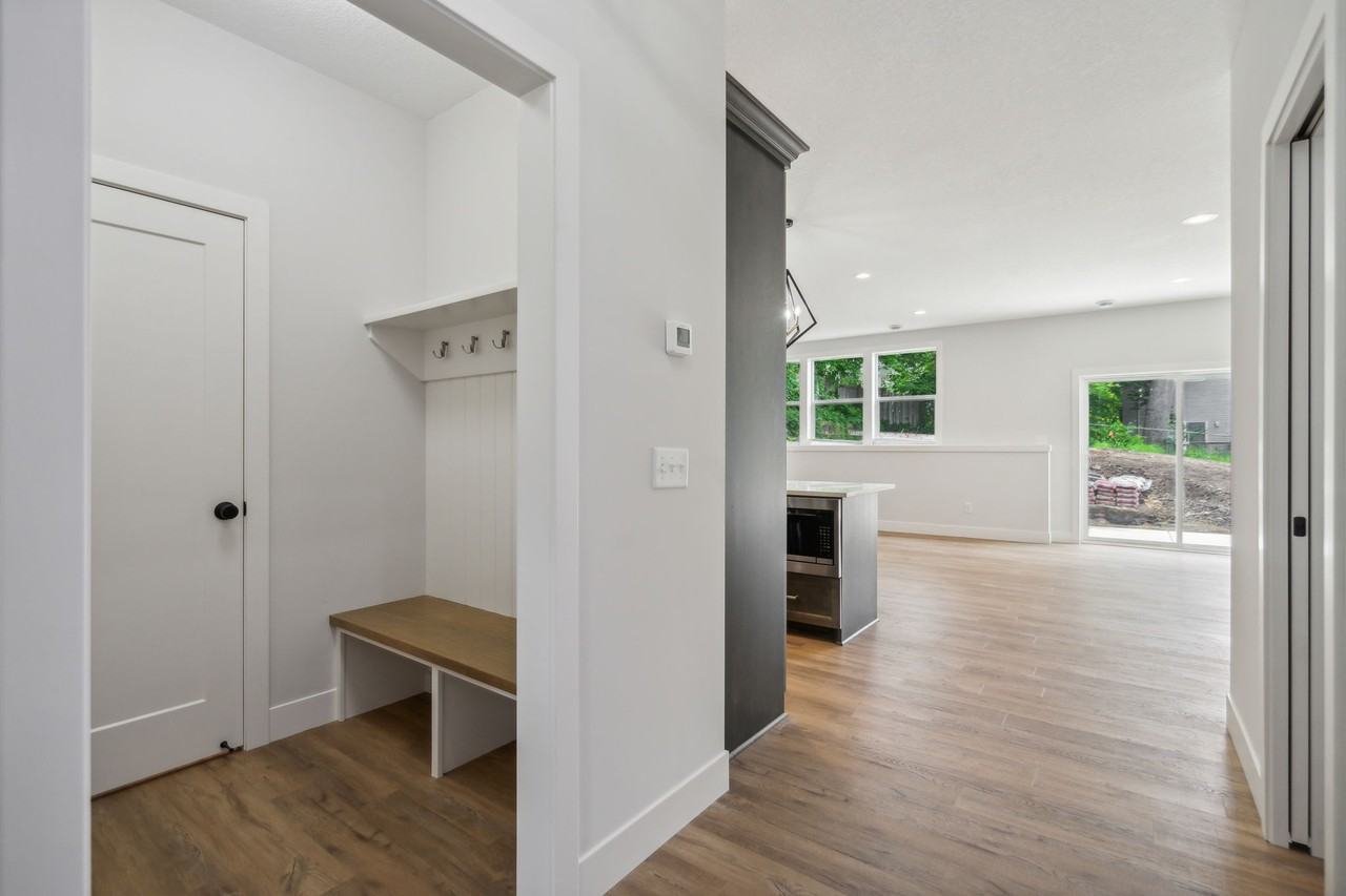 1012 Ramsey St #1012 - Photo 3 of 24