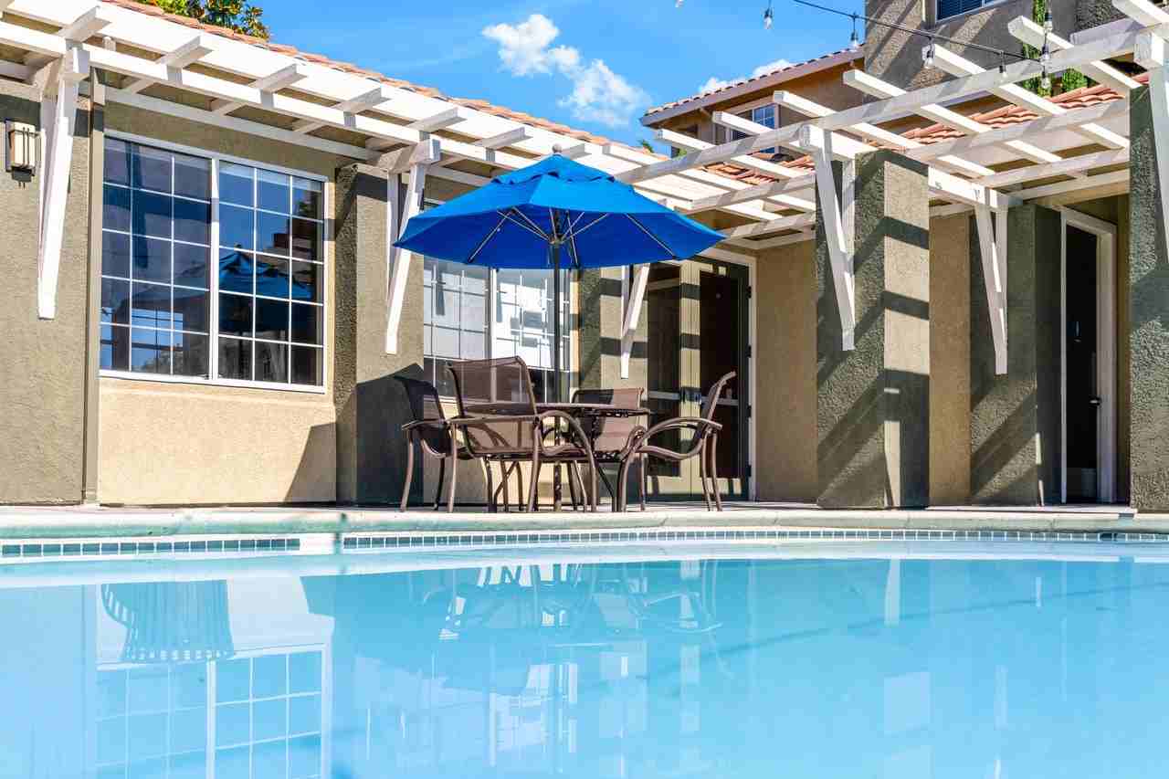 Aviare - Photo 4 of 44