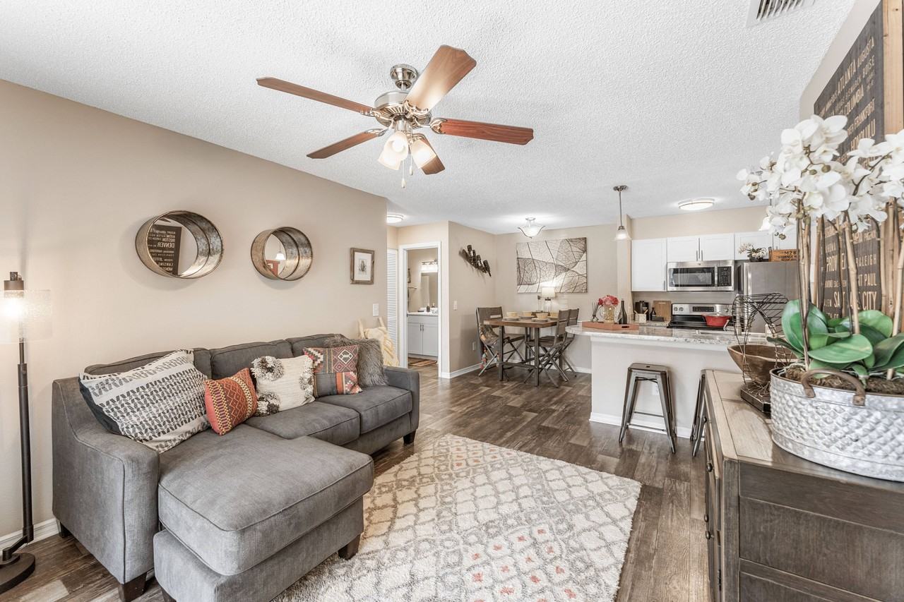 Epic Apartments - Photo 2 of 41