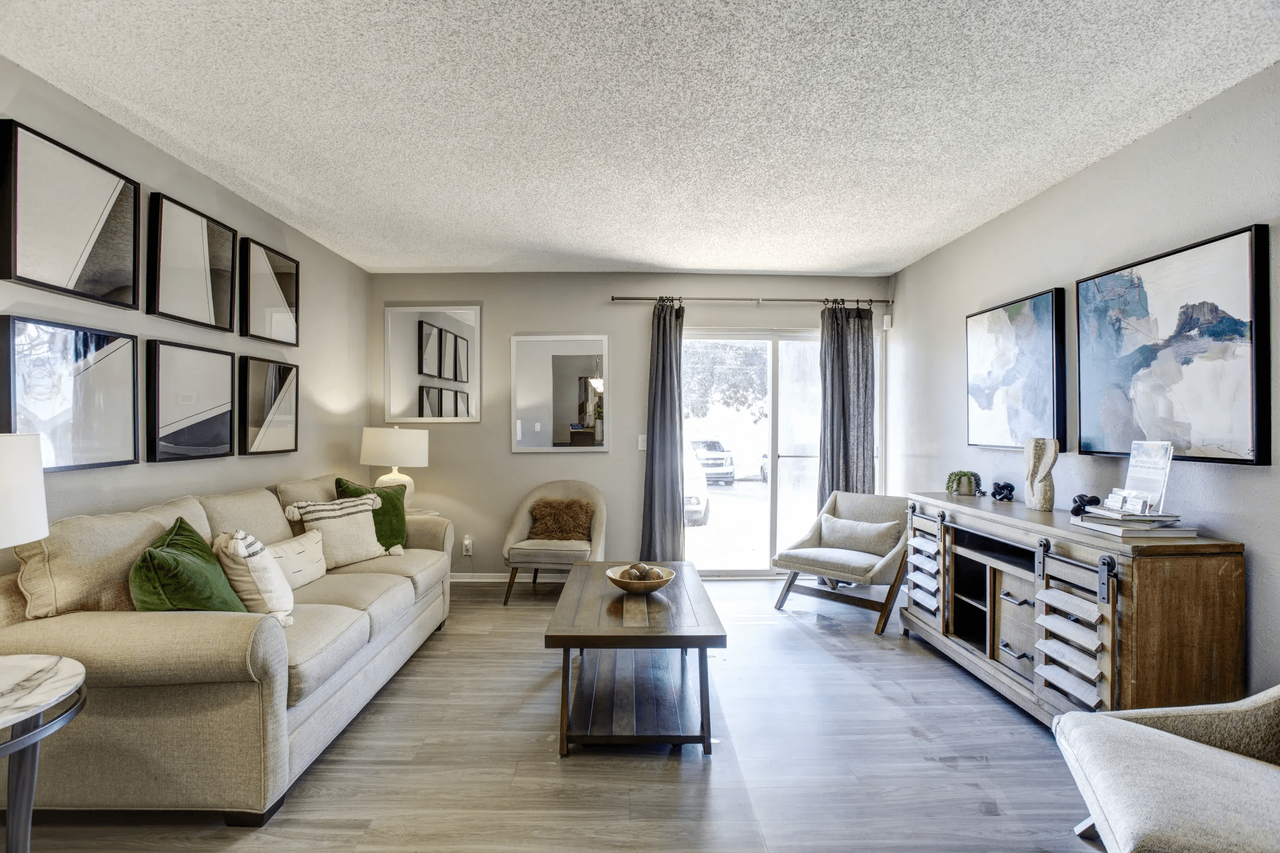 Highland on Briley - Photo 3 of 32