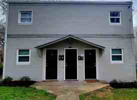 featured image of 905 N 20th St #B