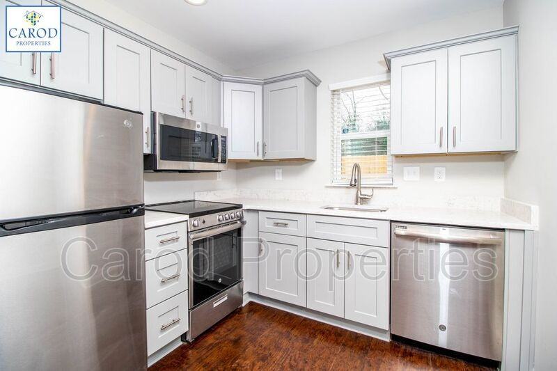 1339 Moretz Ave #B - Photo 6 of 19