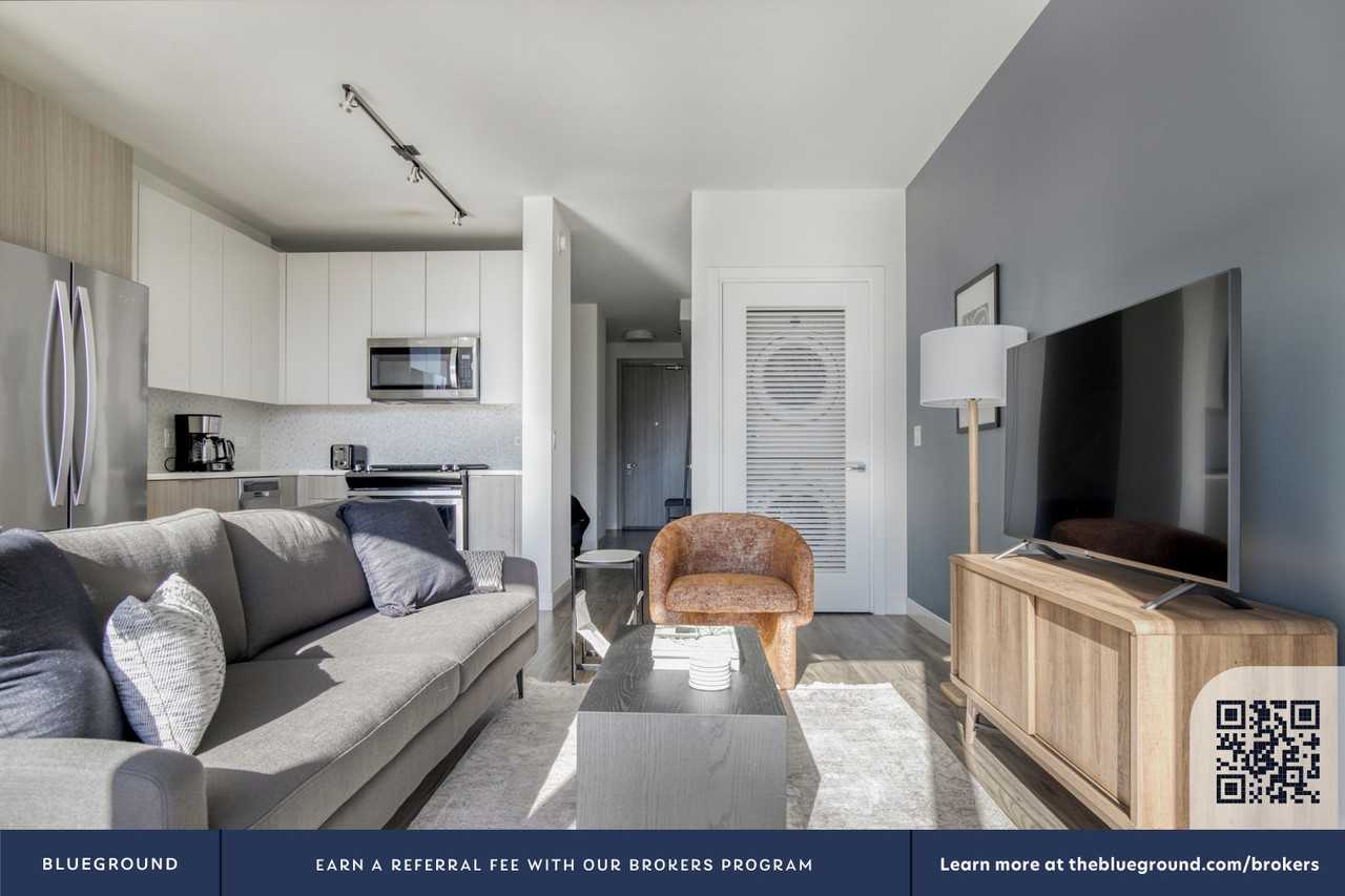 1407 South Michigan Avenue - Photo 4 of 34