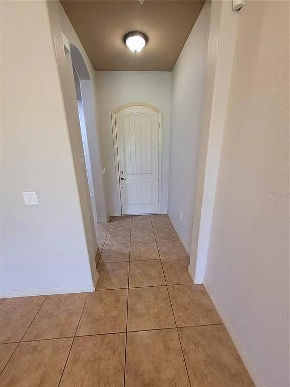 20602 Maxim Pkwy - Photo 3 of 24