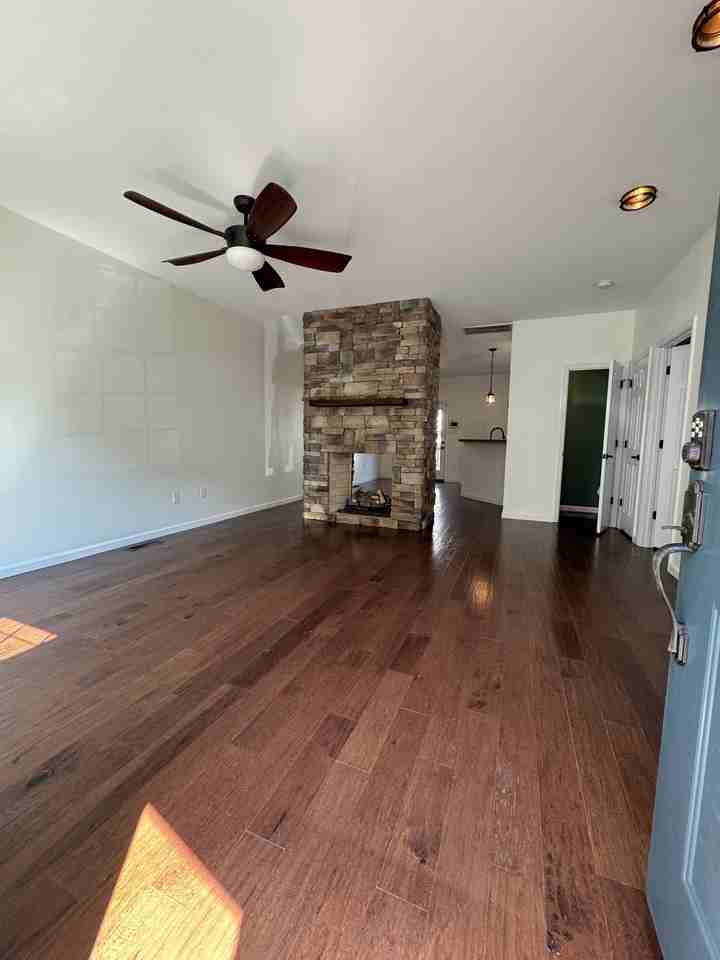 10715 Prince Albert Way #NA - Photo 3 of 40