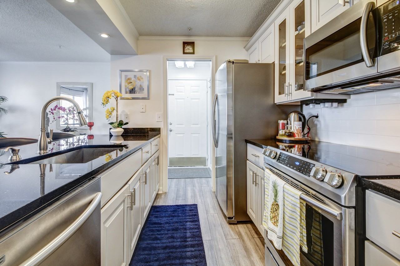 14201 Woolen Oak Ct #6-32 - Photo 5 of 15