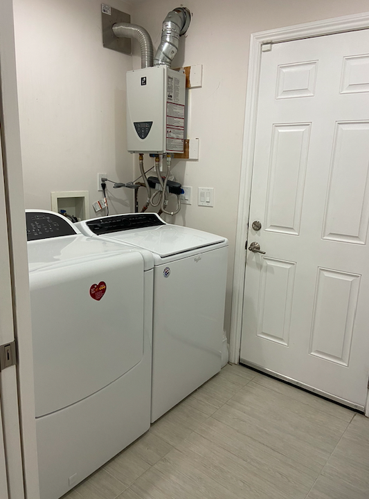 205 Alta Loma Dr #NA - Photo 7 of 9