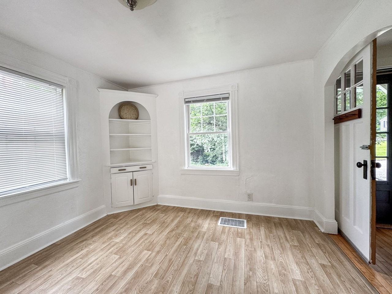 56 Gammon Ave - Photo 2 of 50