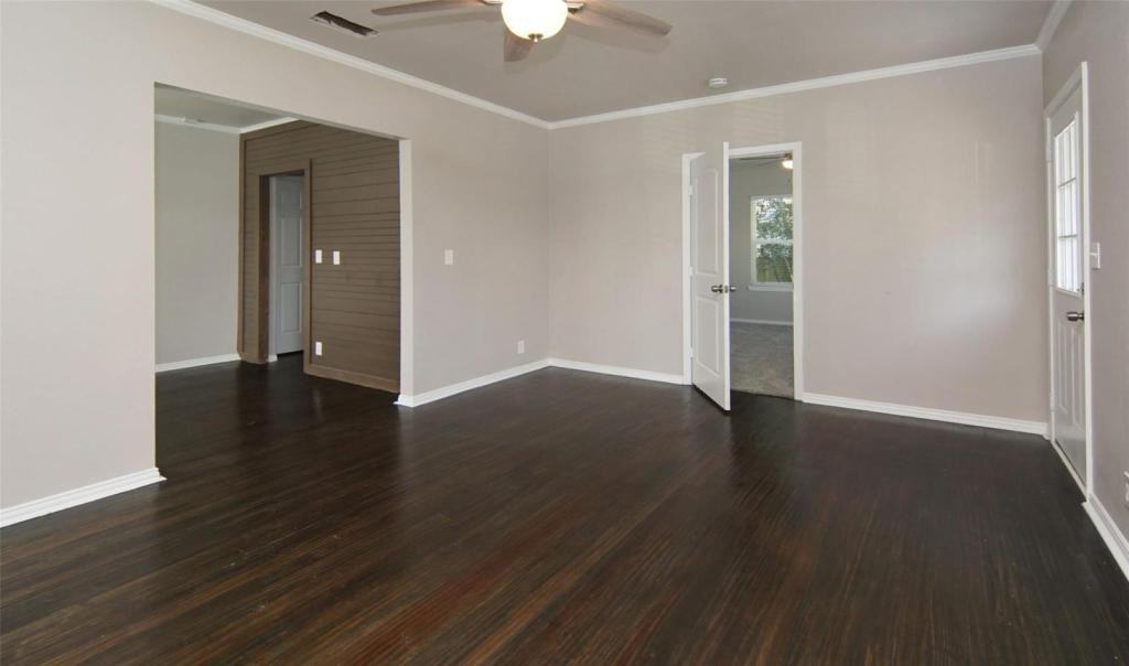 702 Shawnee St - Photo 6 of 23