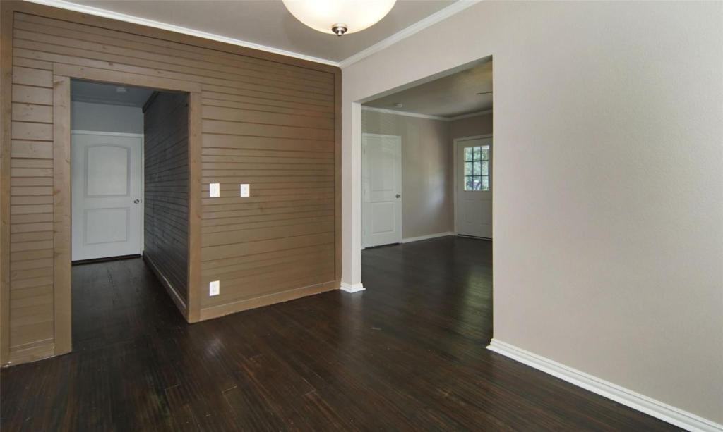 702 Shawnee St - Photo 7 of 23