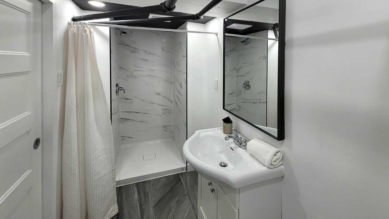 Guilbault - Photo 3 of 28