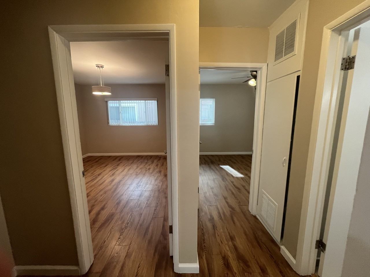13953 Vanowen Street - Photo 5 of 11