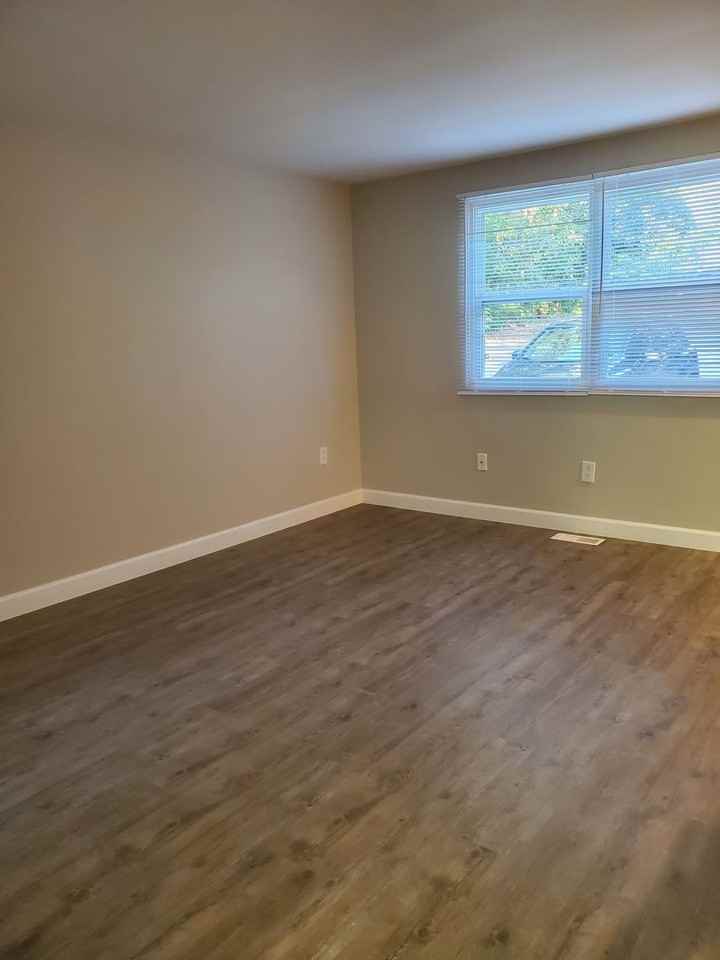 1195 Lynn St. #7 - Photo 3 of 9