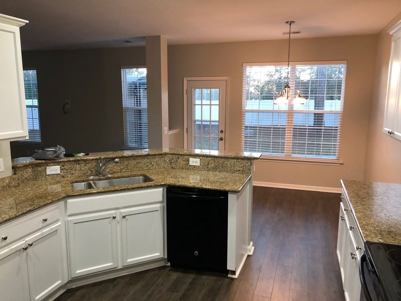 93 Coopers Ln - Photo 7 of 15