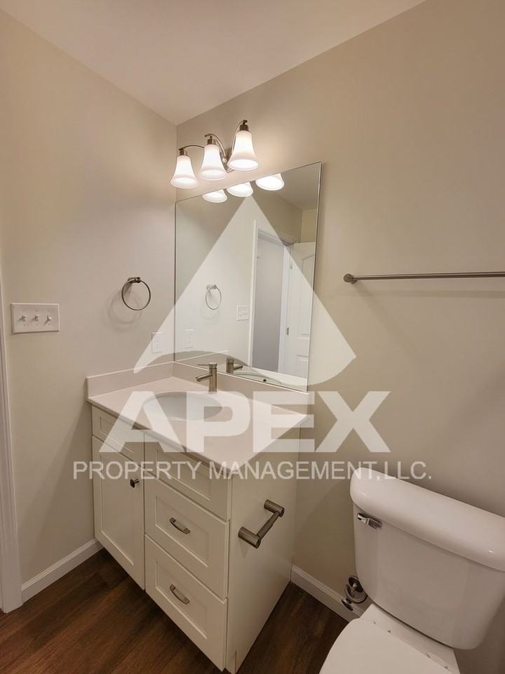 5934 Knox Hill Way - Photo 7 of 23