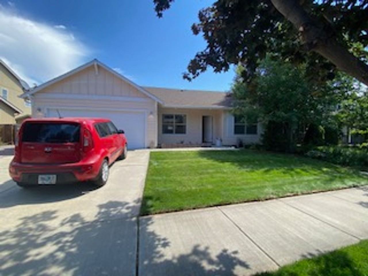 2516 Nw 13th St - Photo 2 of 20