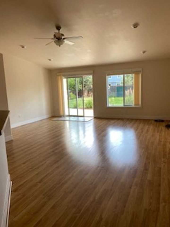 2516 Nw 13th St - Photo 5 of 20