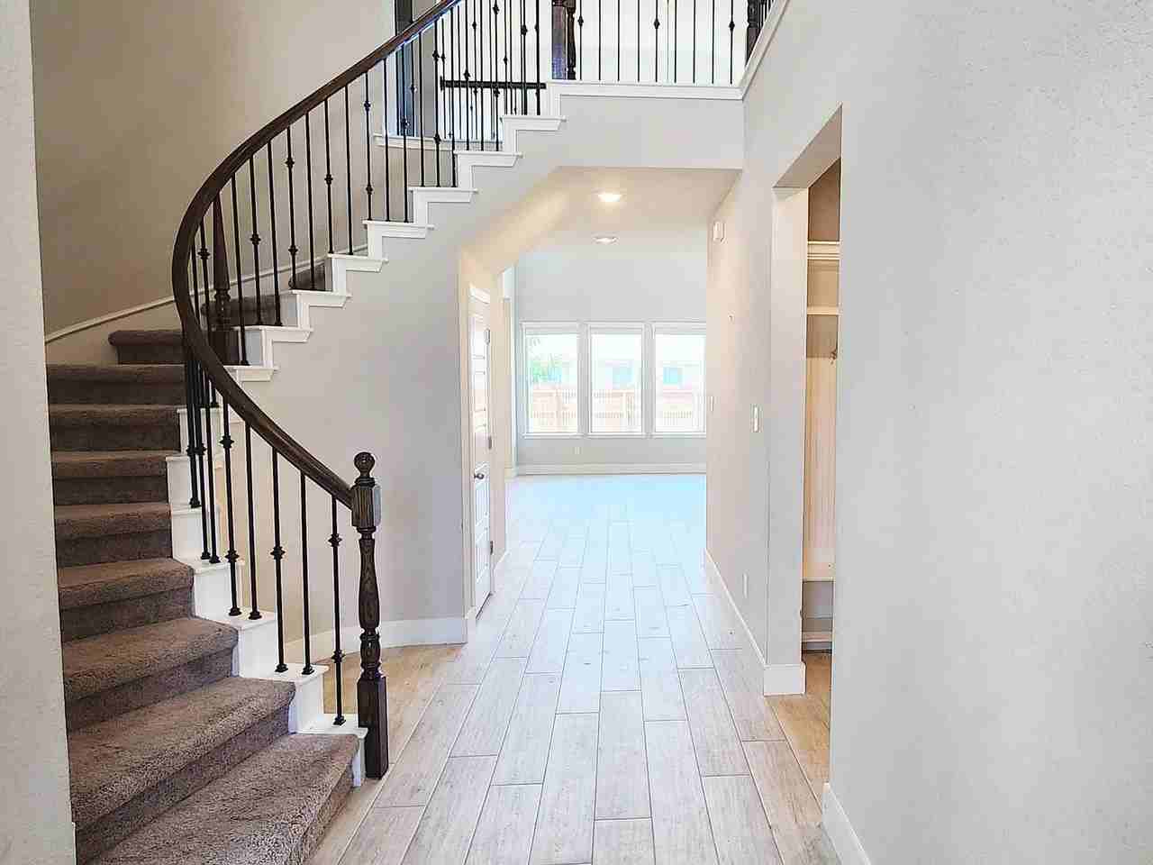 2426 Santiago Way #NA - Photo 3 of 41