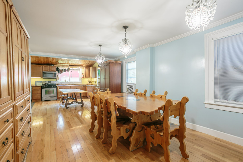 2153 Five Mile Line Rd - Photo 2 of 20