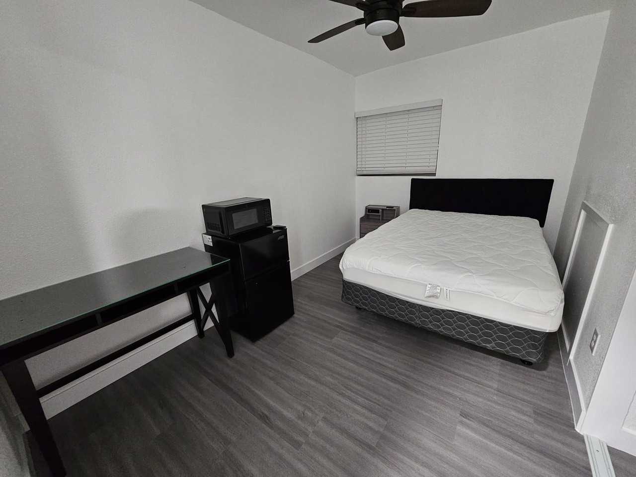 King Richard Ave - Photo 7 of 11