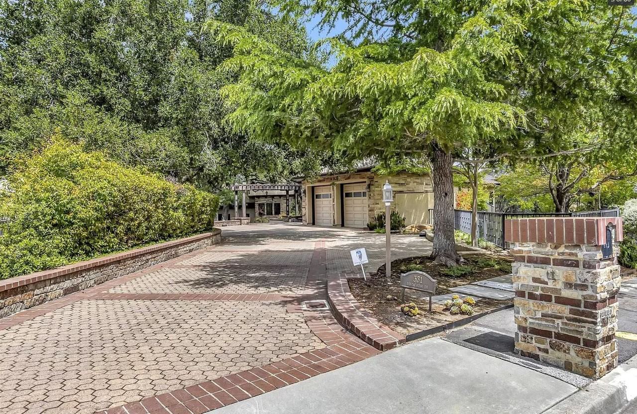 331 Santa Rosa Drive - Photo 3 of 62
