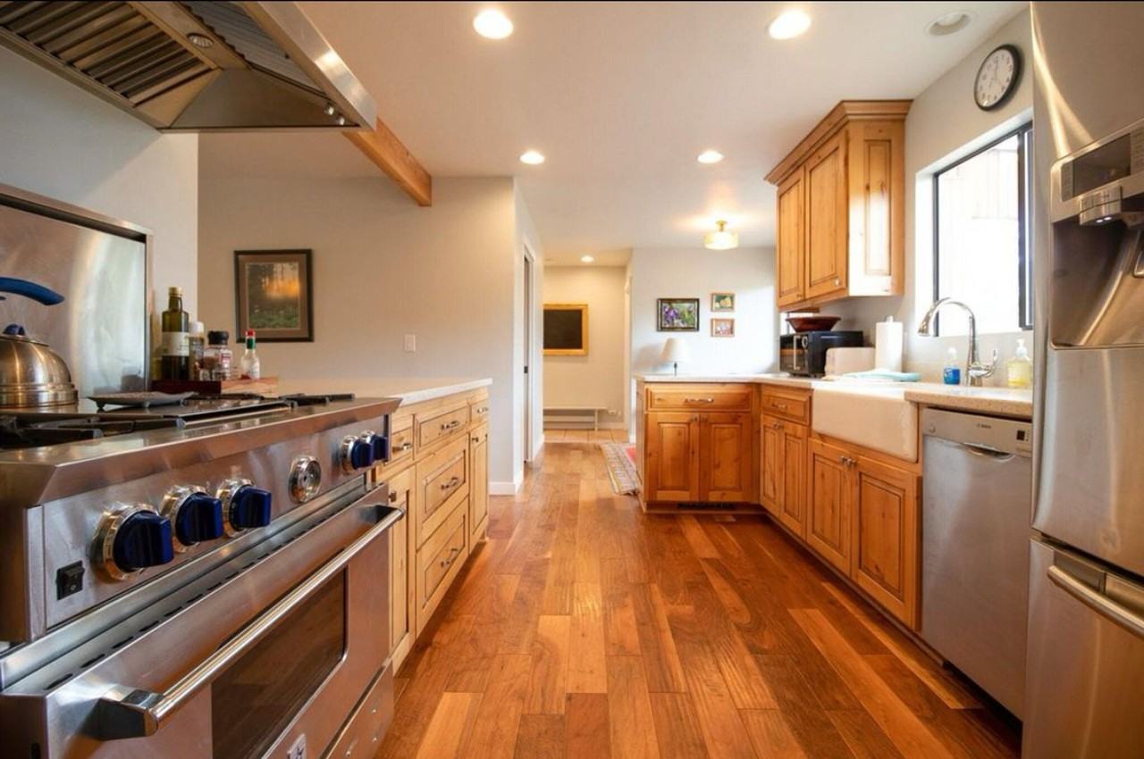 15821 Kittyhawk Lane - Photo 3 of 29