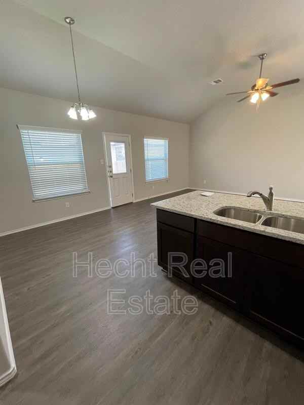 9207 Canyon Bnd - Photo 7 of 15