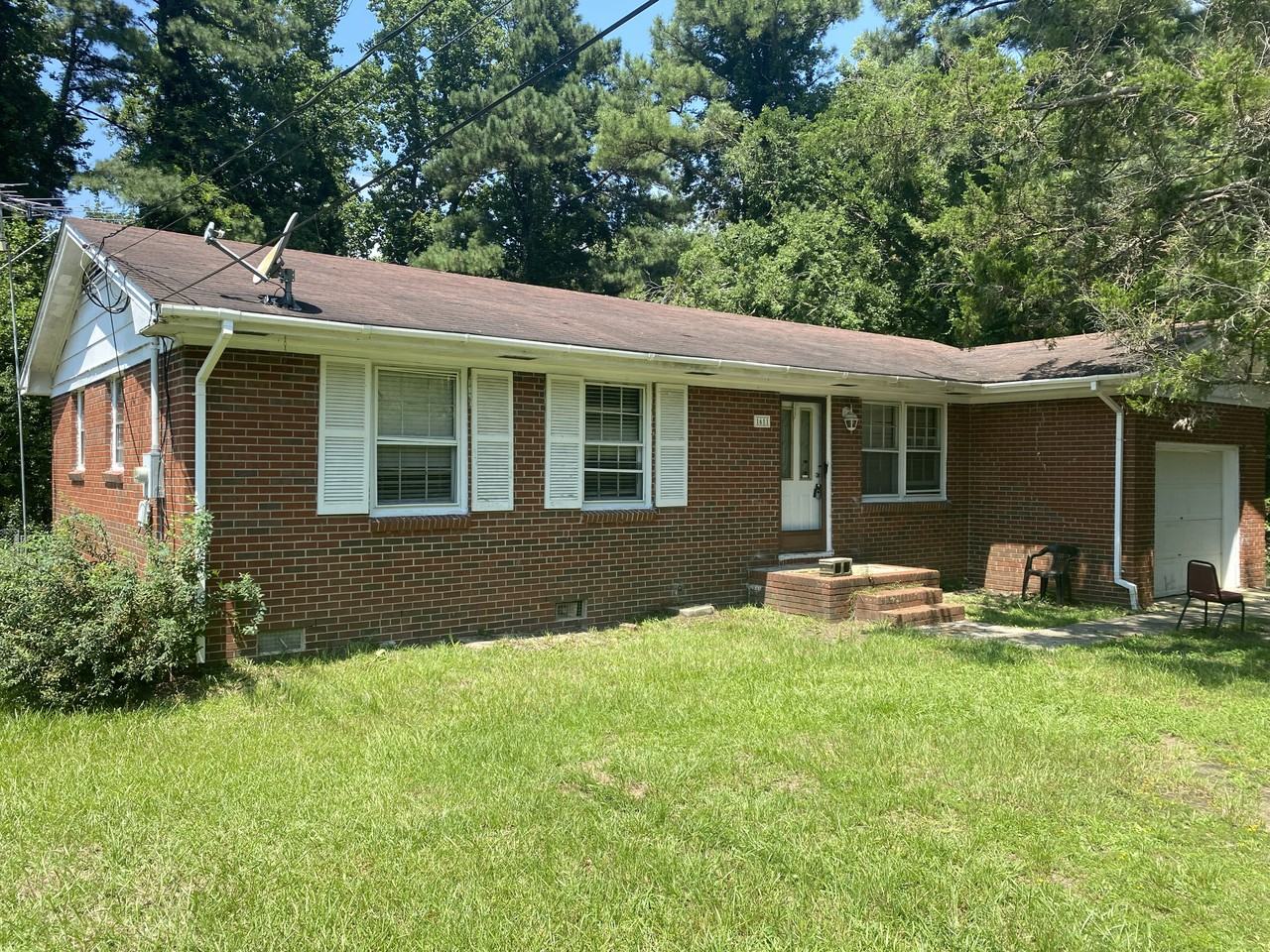 1611 Bliss Ave #1 - Photo 3 of 25