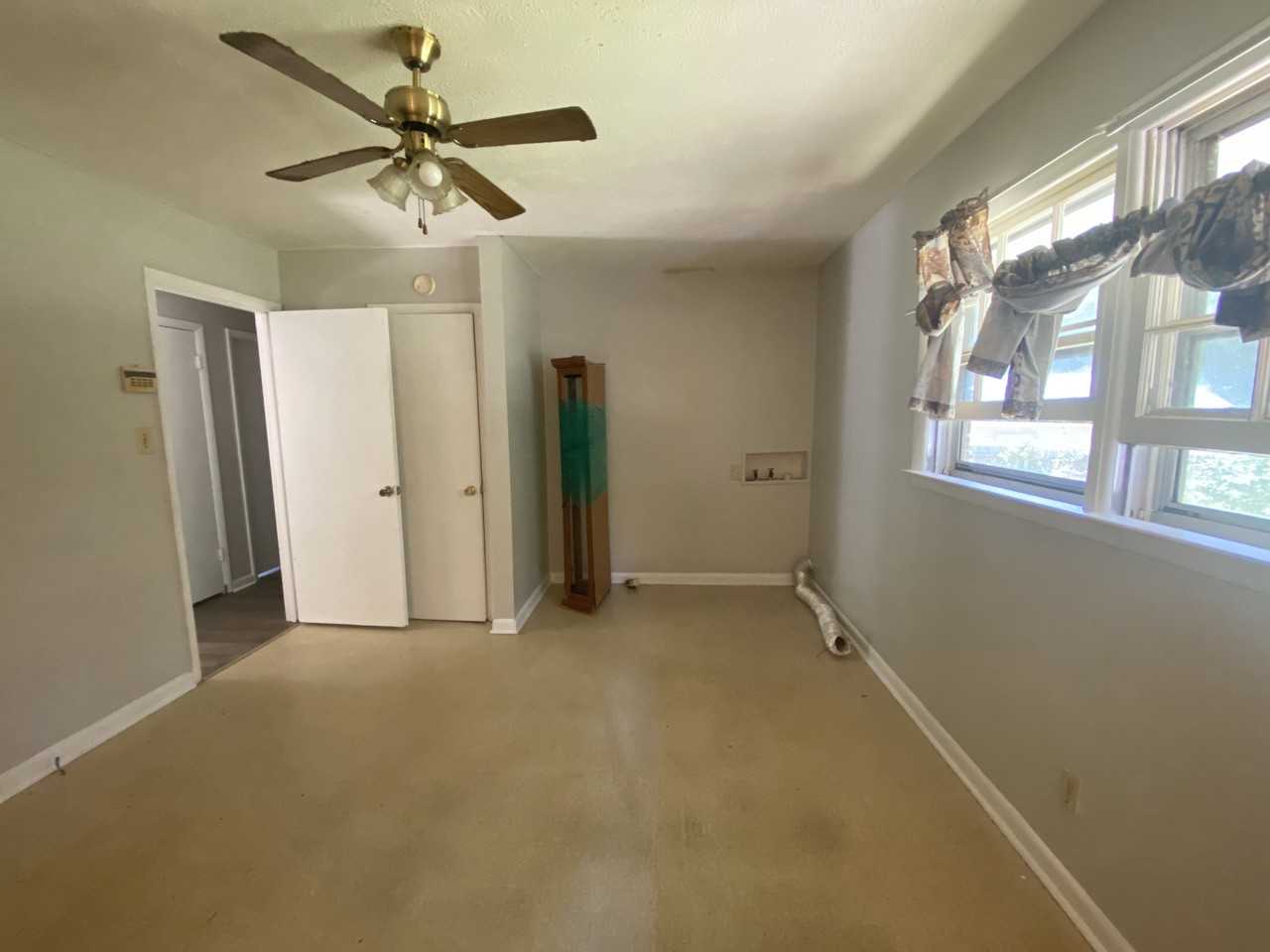 1611 Bliss Ave #1 - Photo 5 of 25