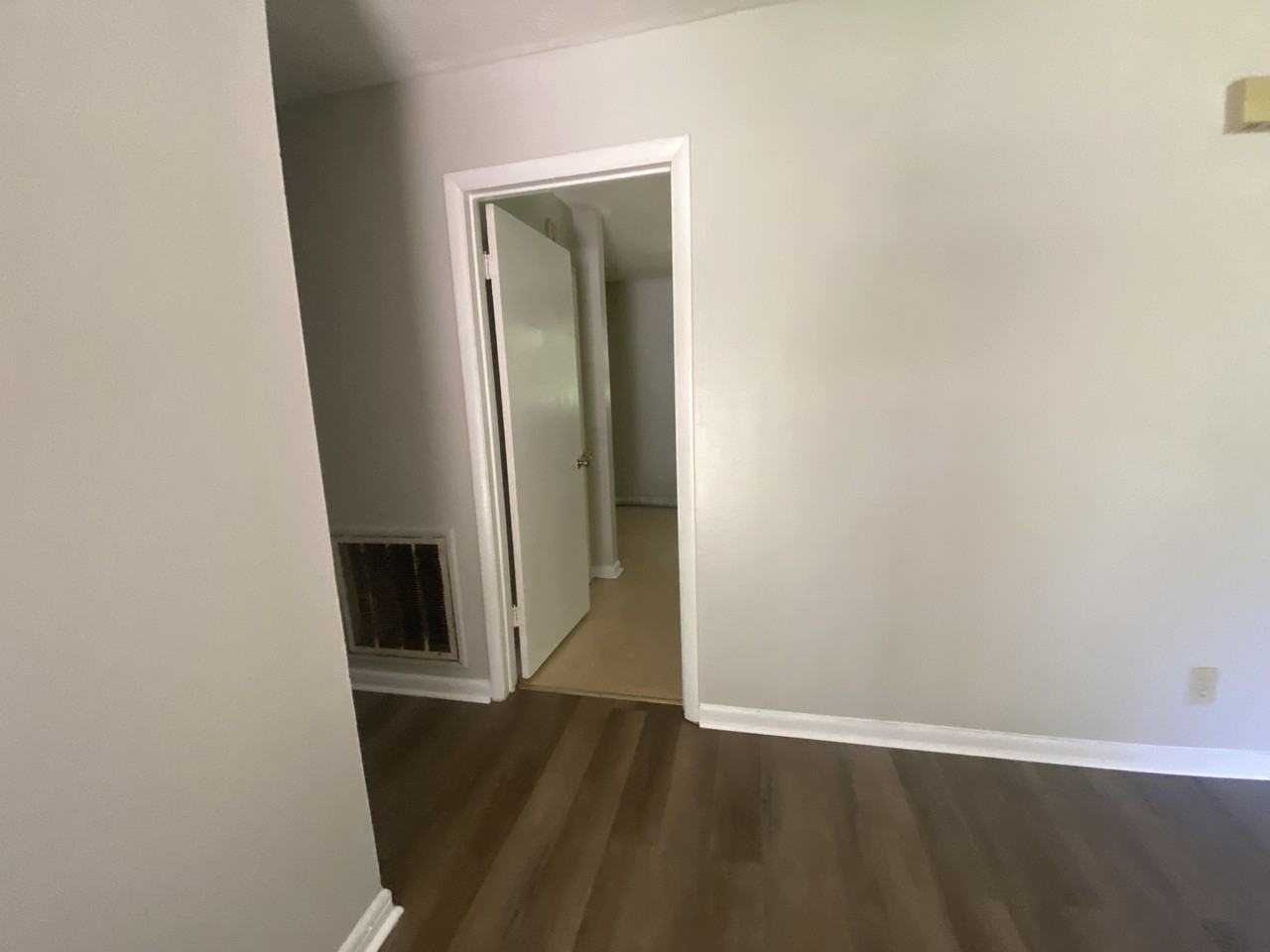 1611 Bliss Ave #1 - Photo 6 of 25