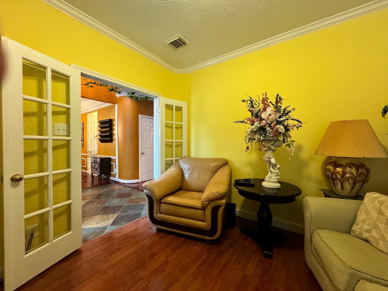 9303 Bent Spur Ln - Photo 3 of 36