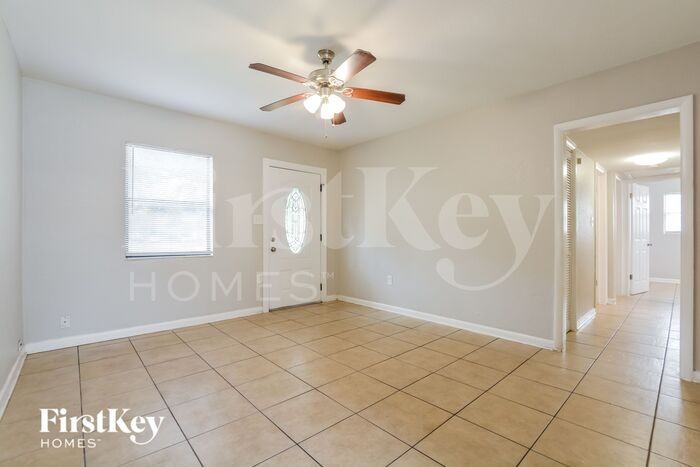 828 Dorado Ave - Photo 3 of 16